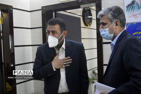 نشست مدیرکل کمیته امداد امام خمینی ( ره) استان بوشهر با مدیرکل آموزش و پرورش استان بوشهر