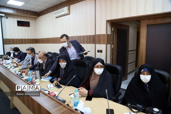 نشست معاونان پرورشی مناطق 19 گانه شهر تهران