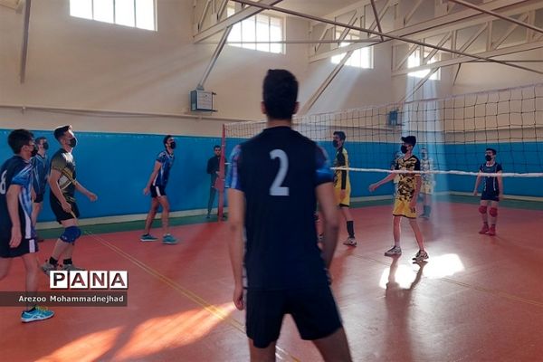 افتتاح سالن ورزشی درون مدرسه‌ای شهید بهشتی در شهرستان قرچک