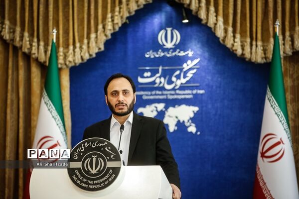 نشست خبری سخنگو‌ی دولت