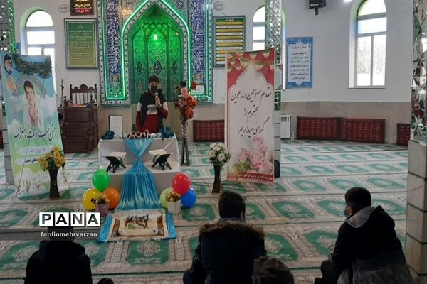 جشن طلیعه بندگی دانش‌آموزان شهرستان فیروزکوه