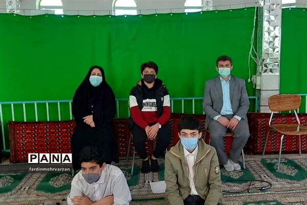 جشن طلیعه بندگی دانش‌آموزان شهرستان فیروزکوه