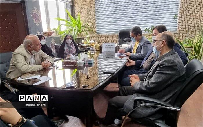 هدف از امور تربیتی، آشنایی و تربیت دانش‌آموزان با ارزش‌های انقلاب و اسلام است