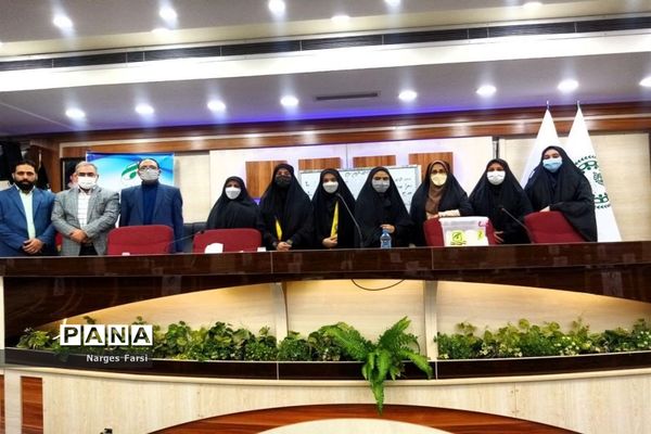 انتخابات هیات رئیسه مجلس دانش‌آموزی دختران استان قم