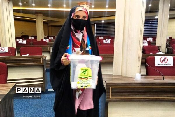 انتخابات هیات رئیسه مجلس دانش‌آموزی دختران استان قم