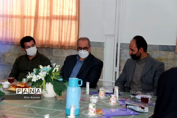 افتتاحیه اتاق گفتگو دبیرستان ابراهیم در ناحیه یک ری