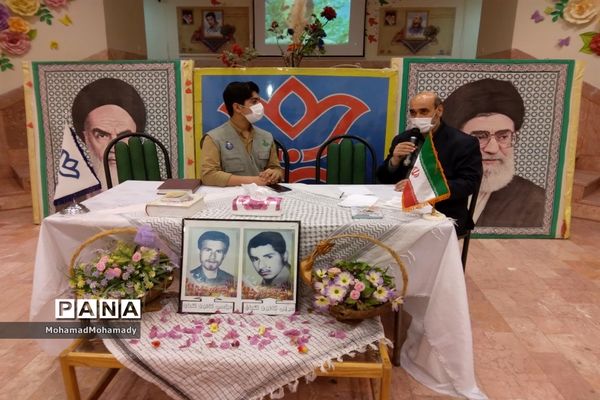 برنامه شبی به یاد شهدا ویژه مربیان شهید کانون‌های کاشمر