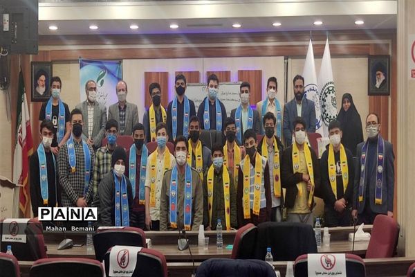 انتخابات هیات رئیسه مجلس دانش‌آموزی پسران استان قم