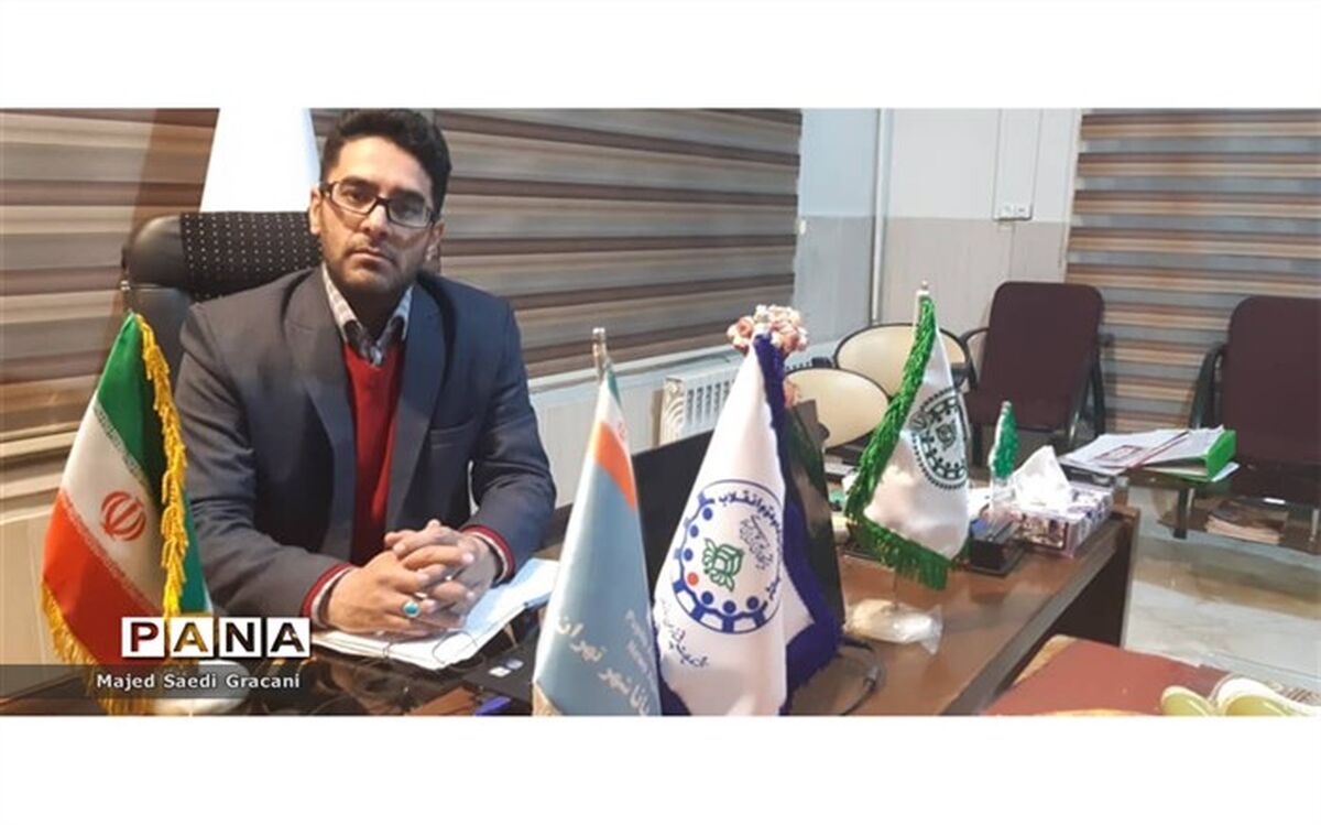 دانش‌آموزان فعال در کانون‌های فرهنگی، تربیتی، نسبت به دیگران کاربردی تر فعالیت می‌کنند