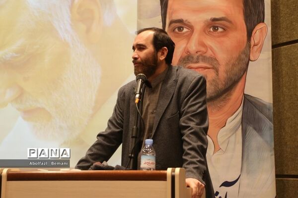 آیین رونمایی از یادمان شهدای گمنام دانشگاه علوم پزشکی قم