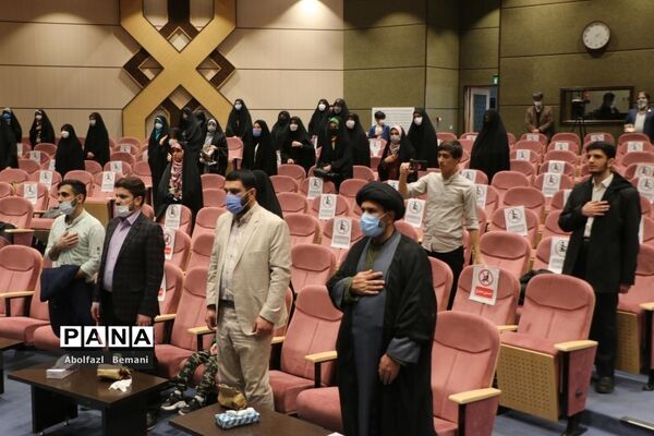 آیین رونمایی از یادمان شهدای گمنام دانشگاه علوم پزشکی قم