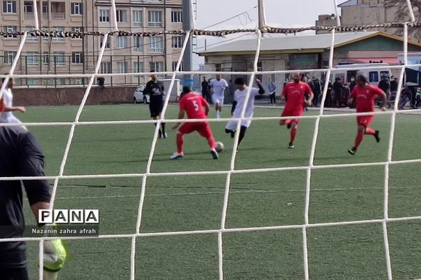 بازی دوستانه تیم ملی فوتبال پیشکسوتان ایران و رودهن