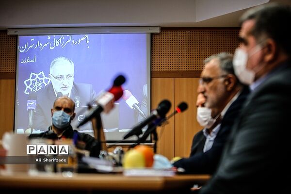 مراسم امضای تفاهم‌نامه شهرداری تهران و بنیاد مسکن انقلاب اسلامی