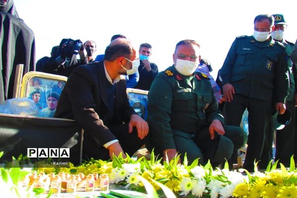 برگزاری مراسم سالگرد سردار شهید حاج حسین خرازی در گلستان شهدای اصفهان