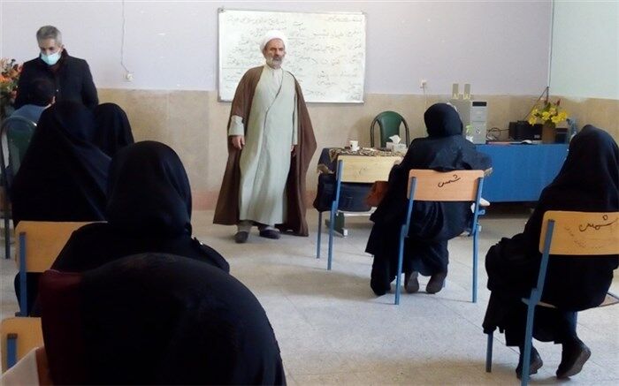 انقلاب اسلامی مردمی‌ترین و تنها‌ترین انقلاب در جهان است