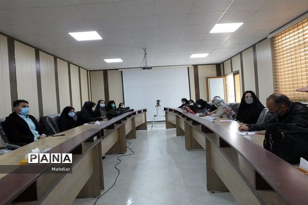 برگزاری دوره بازنگری کمک‌های اولیه در آموزش و پرورش شهر جوادآباد