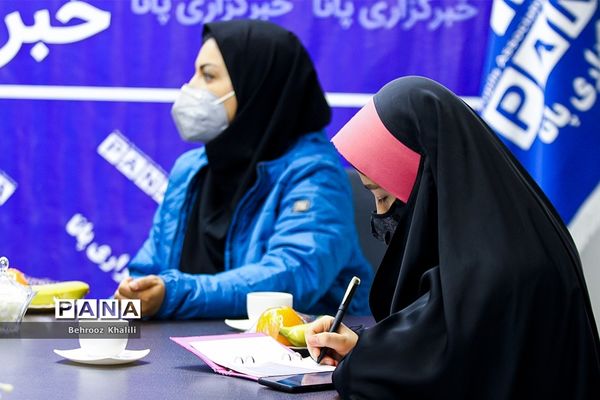 برگزاری میزگرد آسیب‌شناسی نحوه  استفاده دانش‌آموزان از رسانه‌ها برای اولین بار توسط دانش‌آموزخبرنگاران پانا