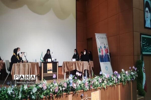 دومین دوره مسابقات مناظره دانش‌آموزی در ناحیه یک شیراز