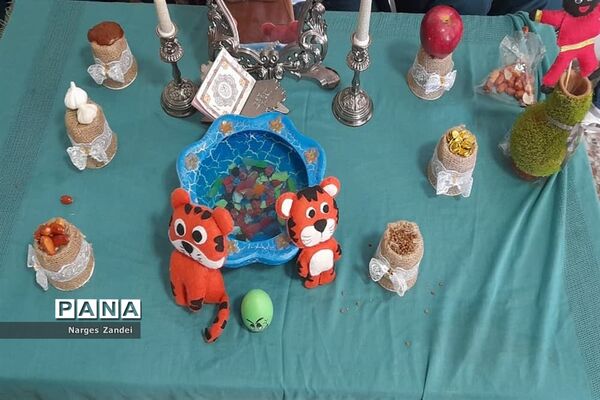 جشنواره هفت سین در آموزشگاه احرار