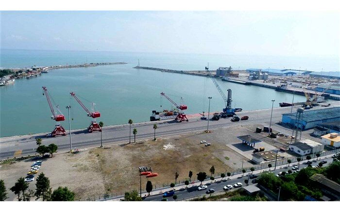 ایران هیچ تمایزی بین دریانوردان ایرانی و خارجی قائل نیست