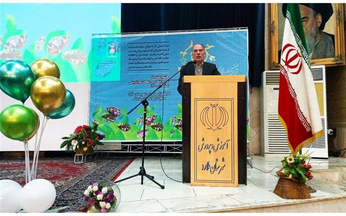 عامل توسعه یک کشور، برخورداری از مربیان آگاه نسبت به علم روز است