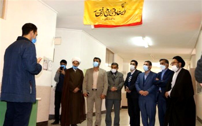 طرح افتتاح مدرسه انقلاب در آموزشگاه‌های شهرضا
