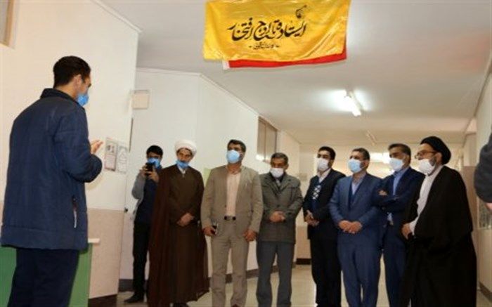 طرح افتتاح مدرسه انقلاب در آموزشگاه‌های شهرضا