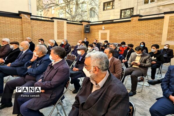 آیین افتتاحیه دبیرستان خیرساز پارسی پاک‌اندیش در منطقه ۱۳