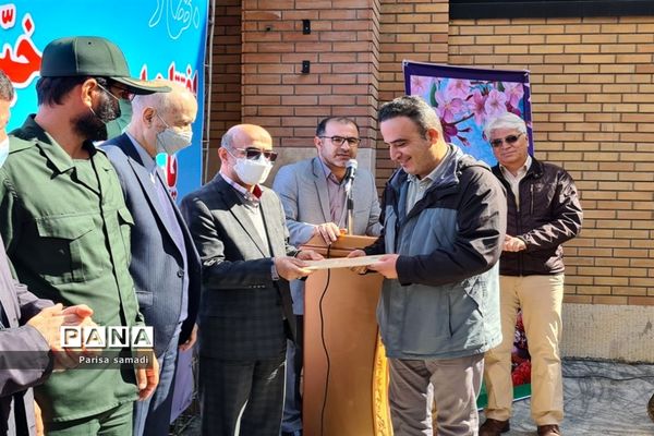 آیین افتتاحیه دبیرستان خیرساز پارسی پاک‌اندیش در منطقه ۱۳