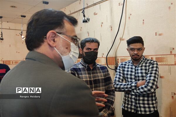 نمایشگاه خوشنویسی مهر باران در امیدیه