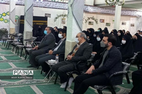 اختتامیه اجلاس نماز در دبیرستان شاهد رضویان قم