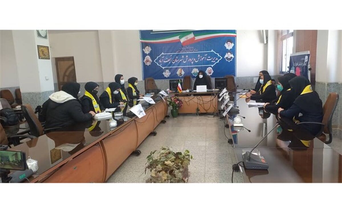 برگزاری مسابقات مناظره دانش آموزی شهرستان نجف آباد