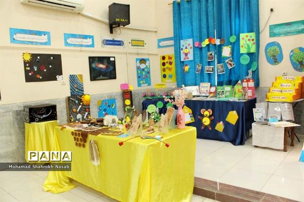 برپایی نمایشگاه دانش‌آموزی دست ساخته‌ها با مواد دور ریختنی در ناحیه 2 اهواز