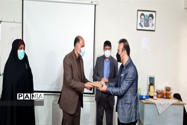 مراسم تجلیل از تلاشگران عرصه امور تربیتی  جوادآباد