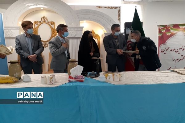 نشست صمیمی معاونان و مربیان پرورشی و مشاوران مدارس با مدیر آموزش و پرورش فیروزکوه