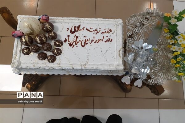 نشست صمیمی معاونان و مربیان پرورشی و مشاوران مدارس با مدیر آموزش و پرورش فیروزکوه