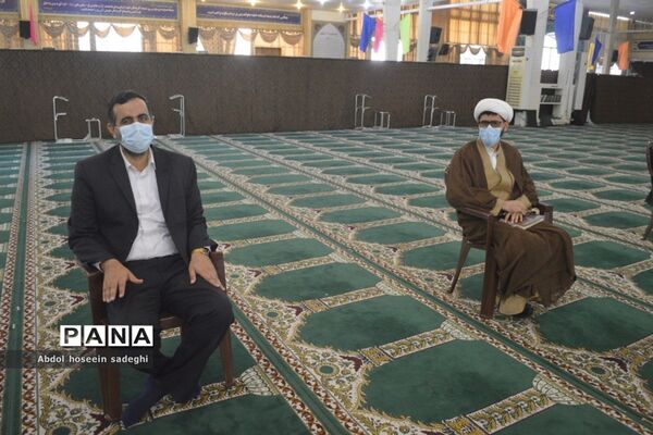 دیدار مسئولان آموزش و پرورش استان بوشهر با نماینده ولی فقیه در استان و امام جمعه بوشهر