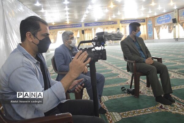 دیدار مسئولان آموزش و پرورش استان بوشهر با نماینده ولی فقیه در استان و امام جمعه بوشهر