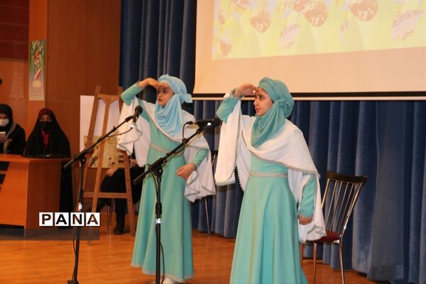 آیین تجلیل و تقدیر از معاونان و مربیان پرورشی ناحیه۶ مشهد