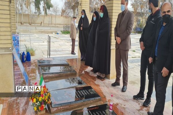 گلباران مزار شهید سیدهاشم میرمحمدی شهید تربیتی جوادآباد