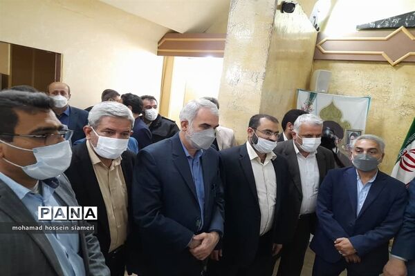 دیدار صمیمی  وزیر آموزش وپرورش با جمعی از تشکل های دانش آموزی آبادان
