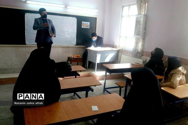 برگزاری جلسه تجزیه و تحلیل امتحانات دی ماه و خرداد در آموزش و پرورش رودهن‌