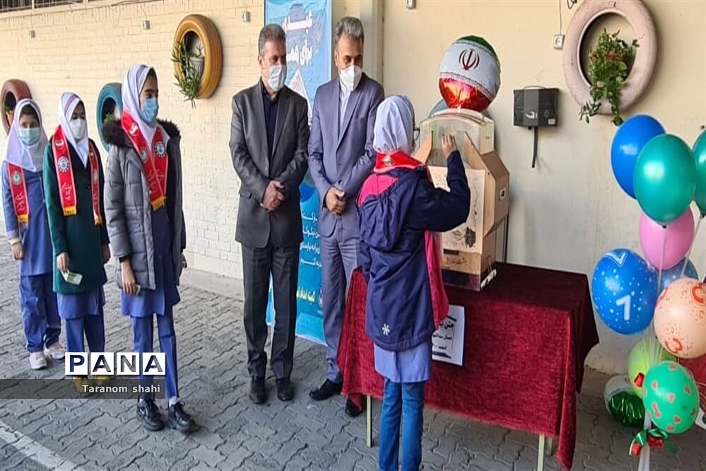 جشن نیکوکاری در مدرسه سیدالشهدا(ع) منطقه ۵