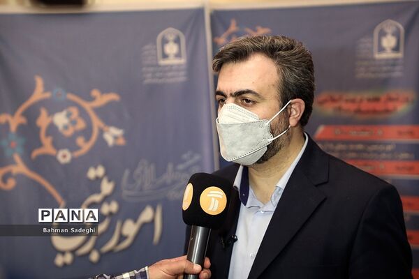 همایش تجلیل از فعالان عرصه تربیت