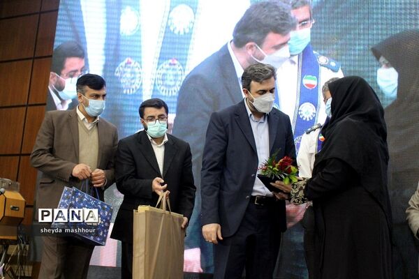 گرامیداشت هفته تربیت اسلامی و جشن نیکوکاری در اداره کل آموزش و پرورش شهرستان‌های استان تهران