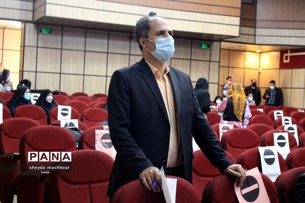 گرامیداشت هفته تربیت اسلامی و جشن نیکوکاری در اداره کل آموزش و پرورش شهرستان‌های استان تهران