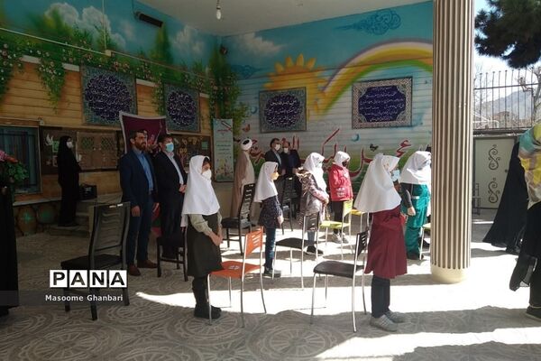 زنگ نیکوکاری در مدرسه فروغ حضرت خدیجه(س) ناحیه یک ری