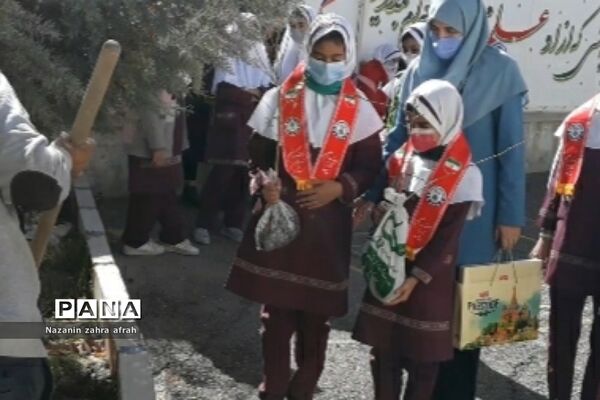برگزاری مراسم روز درختکاری در آموزش و پرورش رودهن