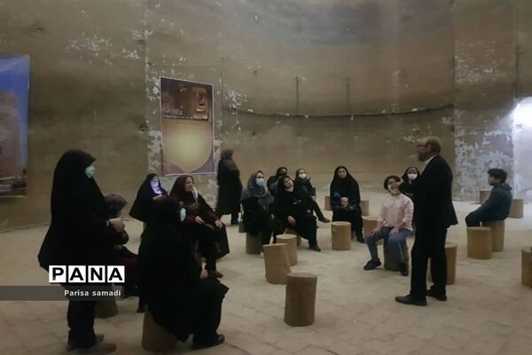 شهر زیرزمینی نوش‌آباد