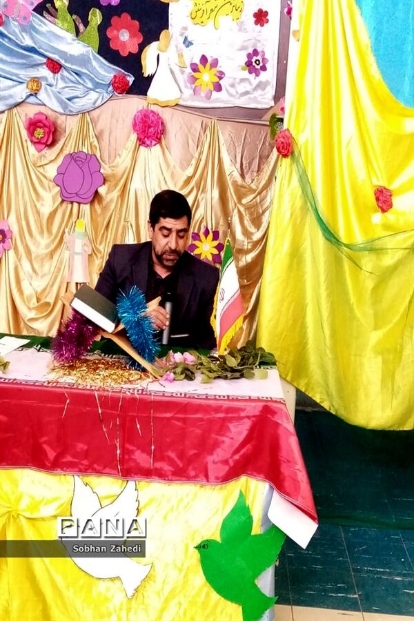 برگزاری جشن ولادت امام حسین(ع) و روز پاسدار در آموزش و پرورش رودهن